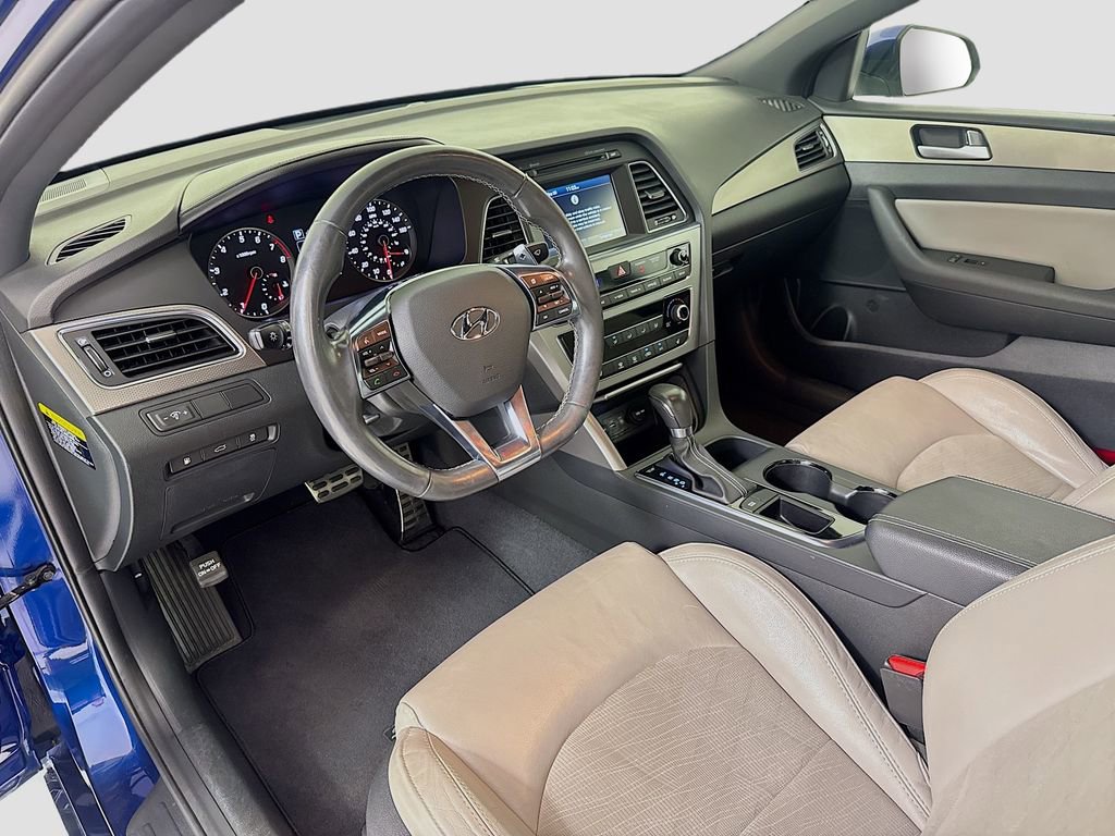 Used 2017 Hyundai Sonata Sport 2.0T FWD image 9