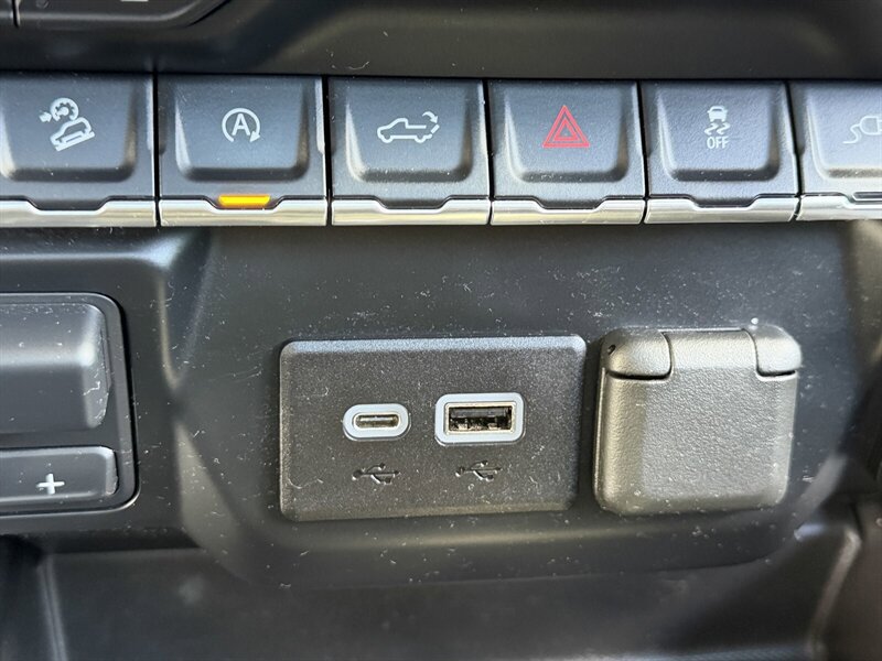 Used 2021 Chevrolet Silverado 1500 RST AWD/4WD image 29
