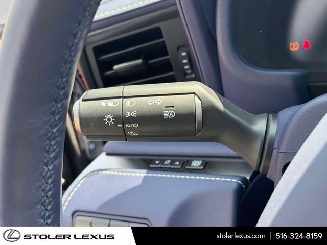 Used 2018 Lexus LC 500 Coupe w/ Touring Package RWD image 26