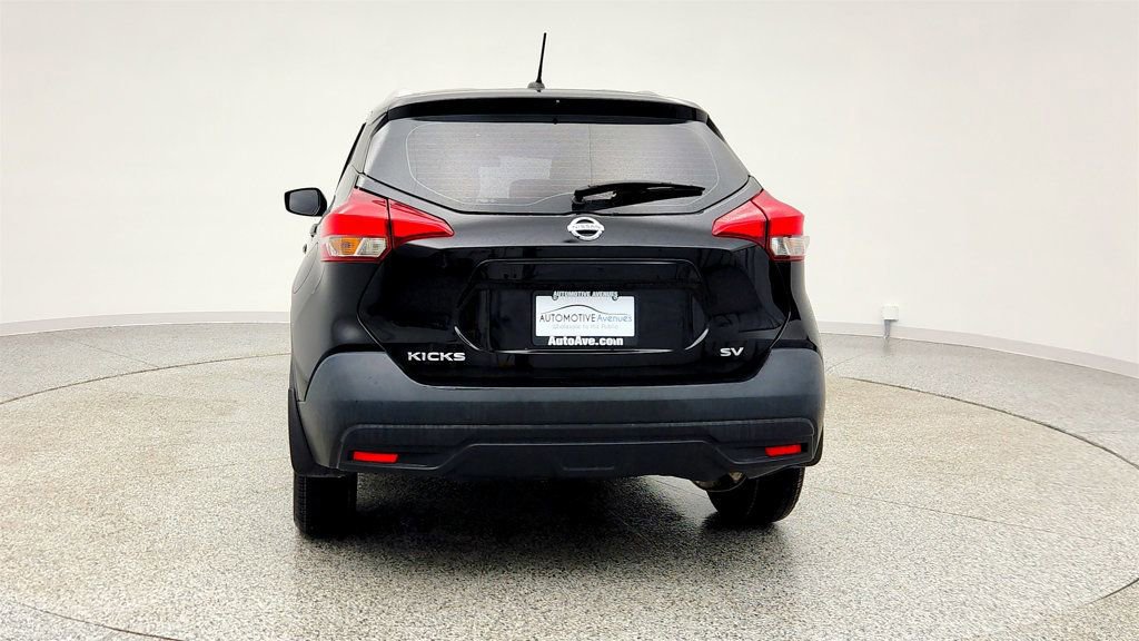 Used 2019 Nissan Kicks SV image 6