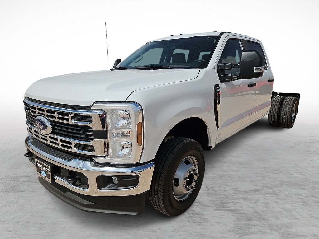 New 2026 Ford F350 XL w/ XL Chrome Package AWD/4WD image 5