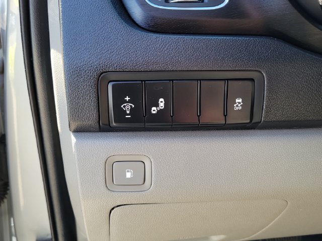 Used 2019 Kia Sedona EX FWD image 21