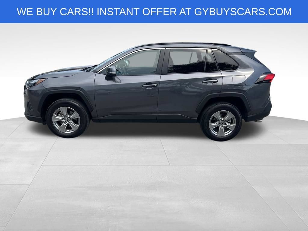 Used 2025 Toyota RAV4 XLE FWD image 3