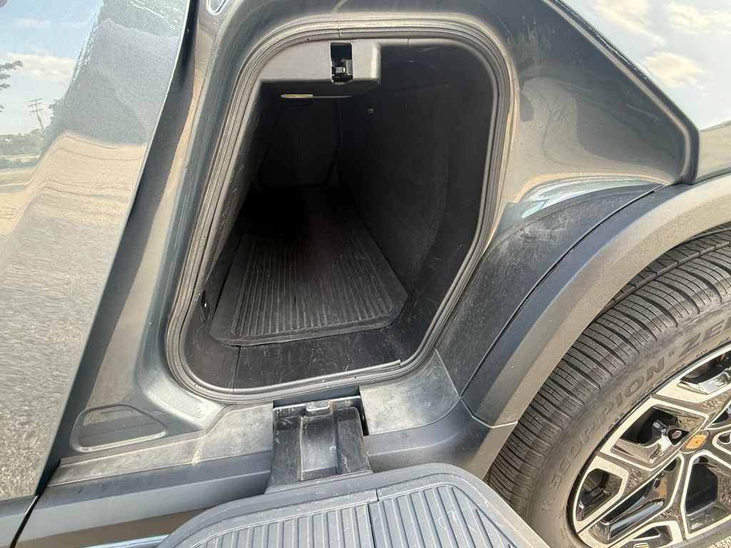Used 2022 Rivian R1T Launch Edition AWD/4WD image 12