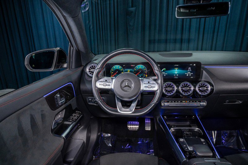 Certified 2023 Mercedes-Benz GLA 250 4MATIC image 15