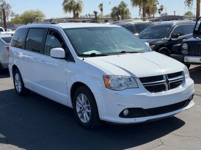 Used 2018 Dodge Grand Caravan SXT FWD image 1