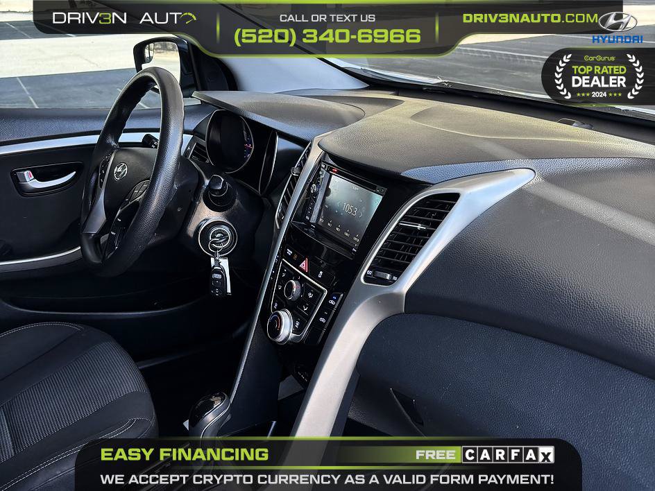 Used 2017 Hyundai Elantra GT FWD image 16