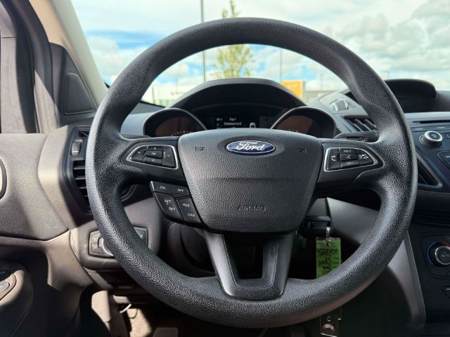 Used 2017 Ford Escape SE AWD/4WD image 19
