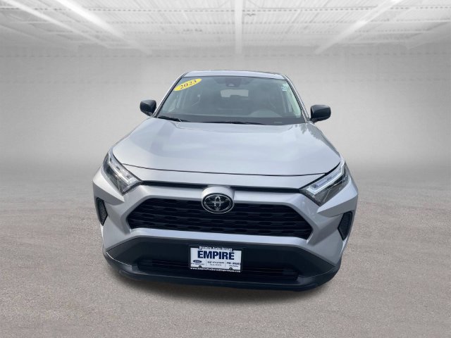 Used 2023 Toyota RAV4 LE AWD/4WD image 13