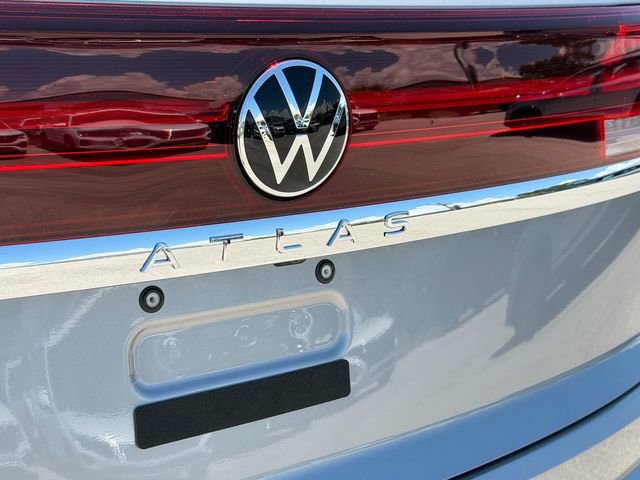 New 2026 Volkswagen Atlas Cross Sport SE FWD image 9