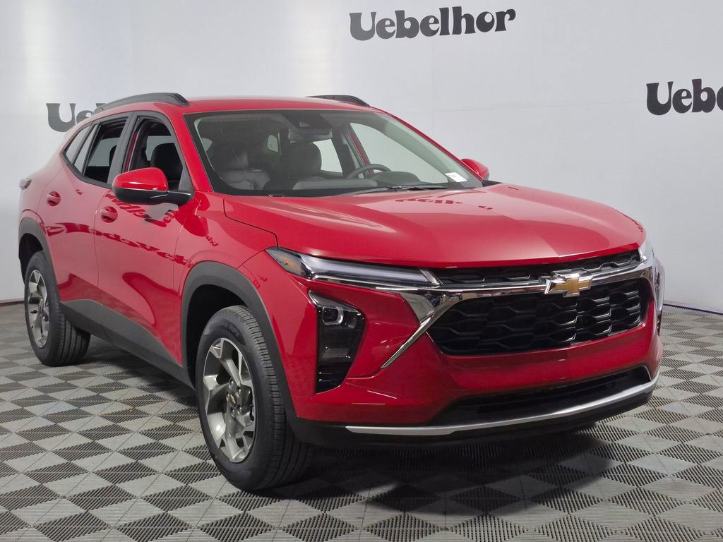New 2026 Chevrolet Trax LT w/ Driver Confidence Package