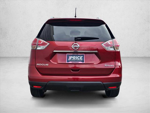 Used 2016 Nissan Rogue SV image 4