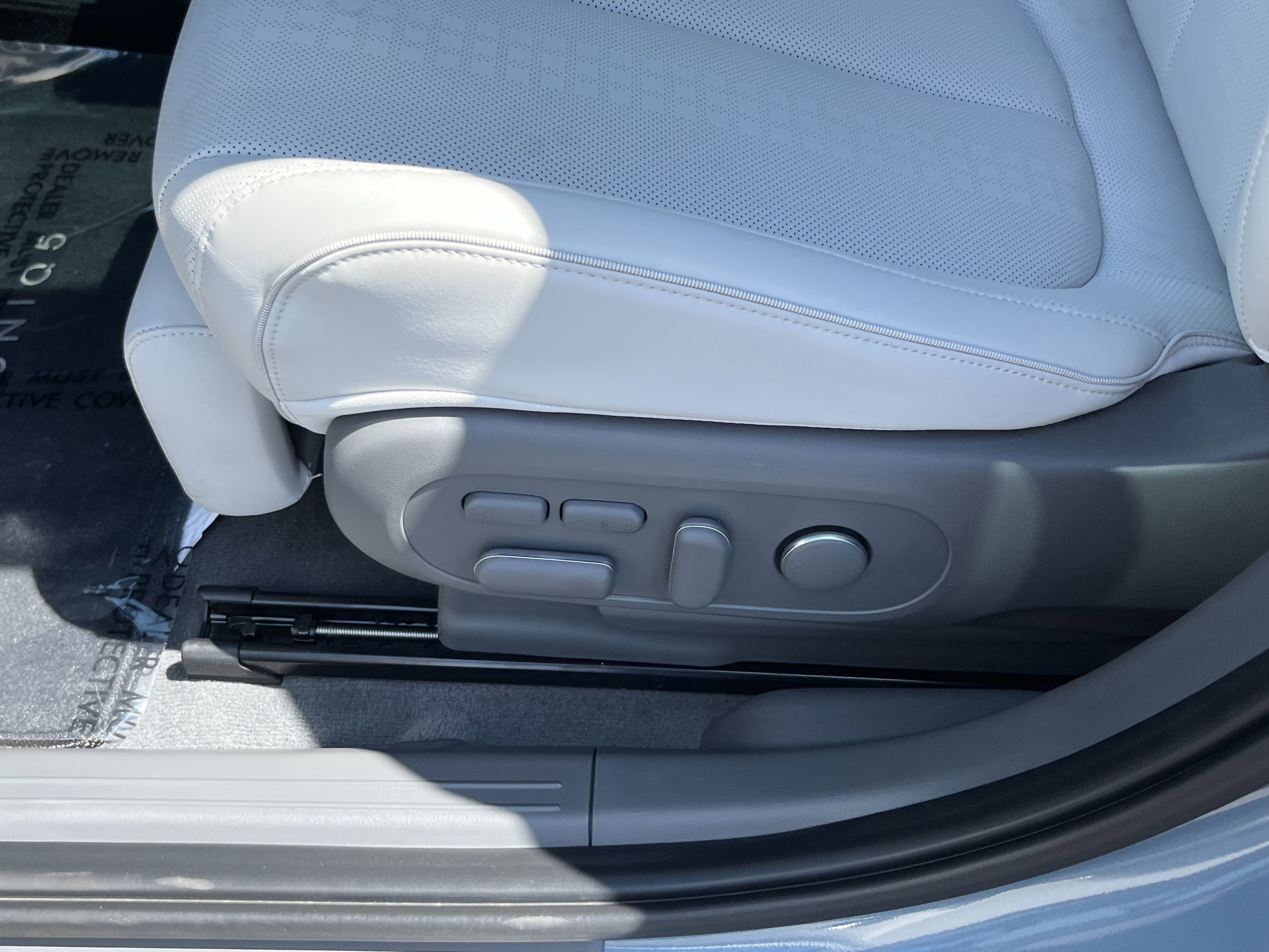 Certified 2024 Hyundai Ioniq 5 Limited RWD image 17