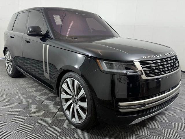 Certified 2023 Land Rover Range Rover SE image 10