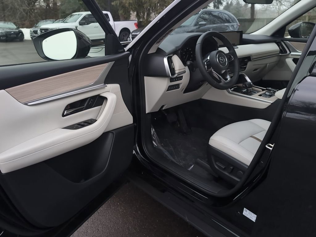 New 2026 MAZDA CX-90 3.3 Turbo w/ Premium Plus Pkg image 13