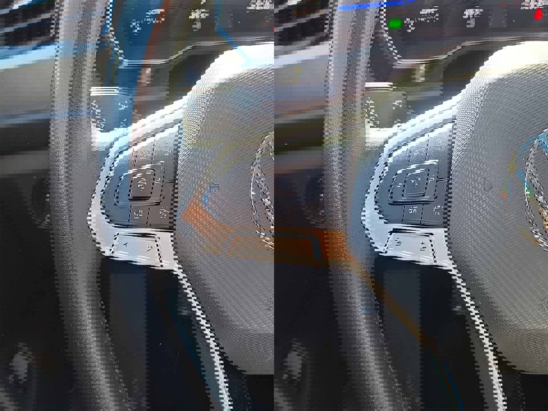 Used 2024 Volkswagen Jetta SE image 21