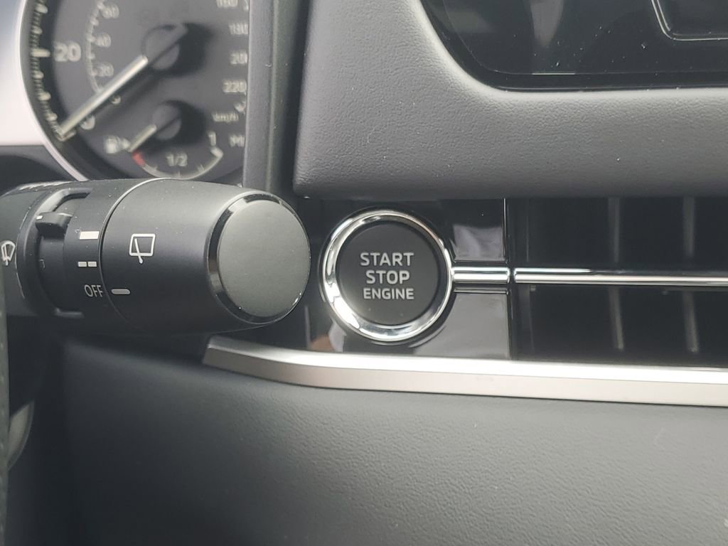 New 2026 Mitsubishi Outlander LE FWD image 29