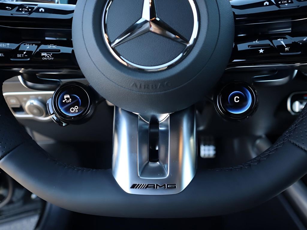 New 2026 Mercedes-Benz GLA 35 AMG 4MATIC image 43