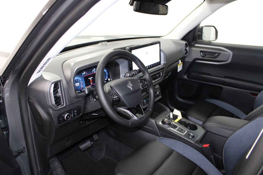 New 2025 Ford Bronco Sport Outer Banks w/ Outer Banks Tech Package+ AWD/4WD image 21