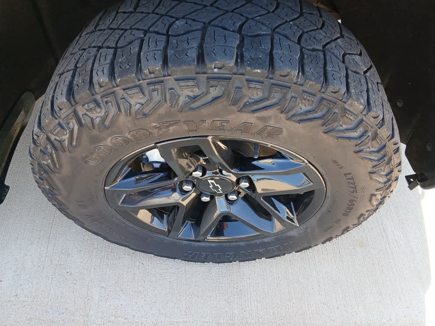 Used 2024 Chevrolet Silverado 1500 LT Trail Boss AWD/4WD image 17