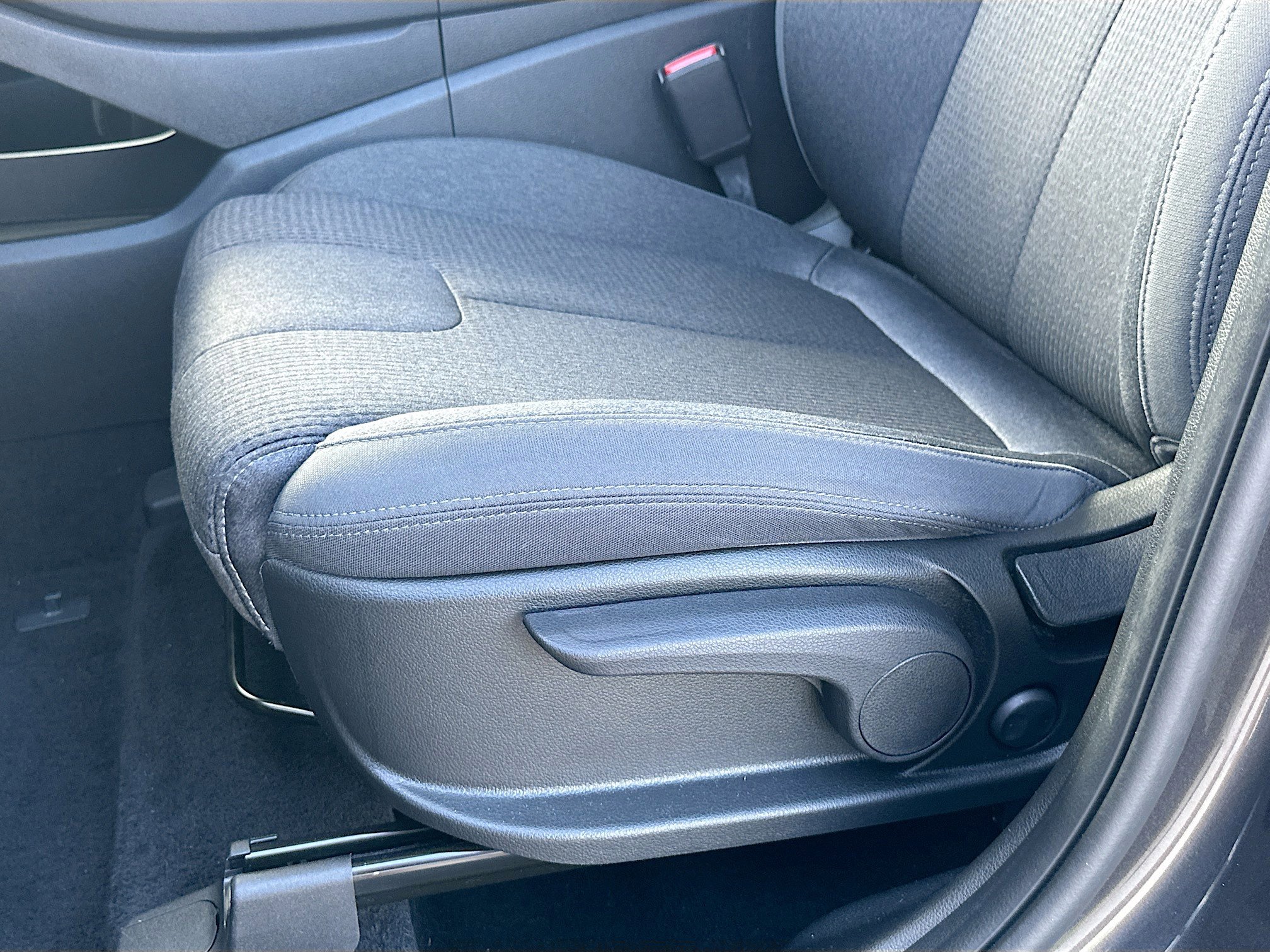 Used 2023 Hyundai Santa Fe SE image 18