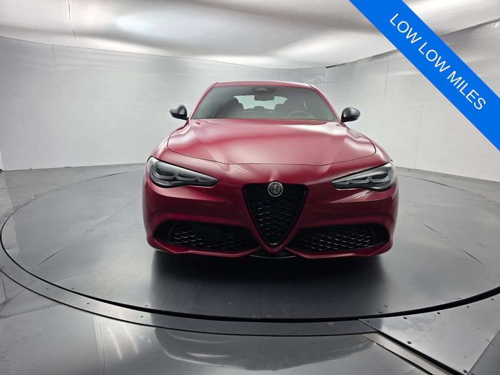 Used 2026 Alfa Romeo Giulia w/ Driving Assist Package RWD image 2
