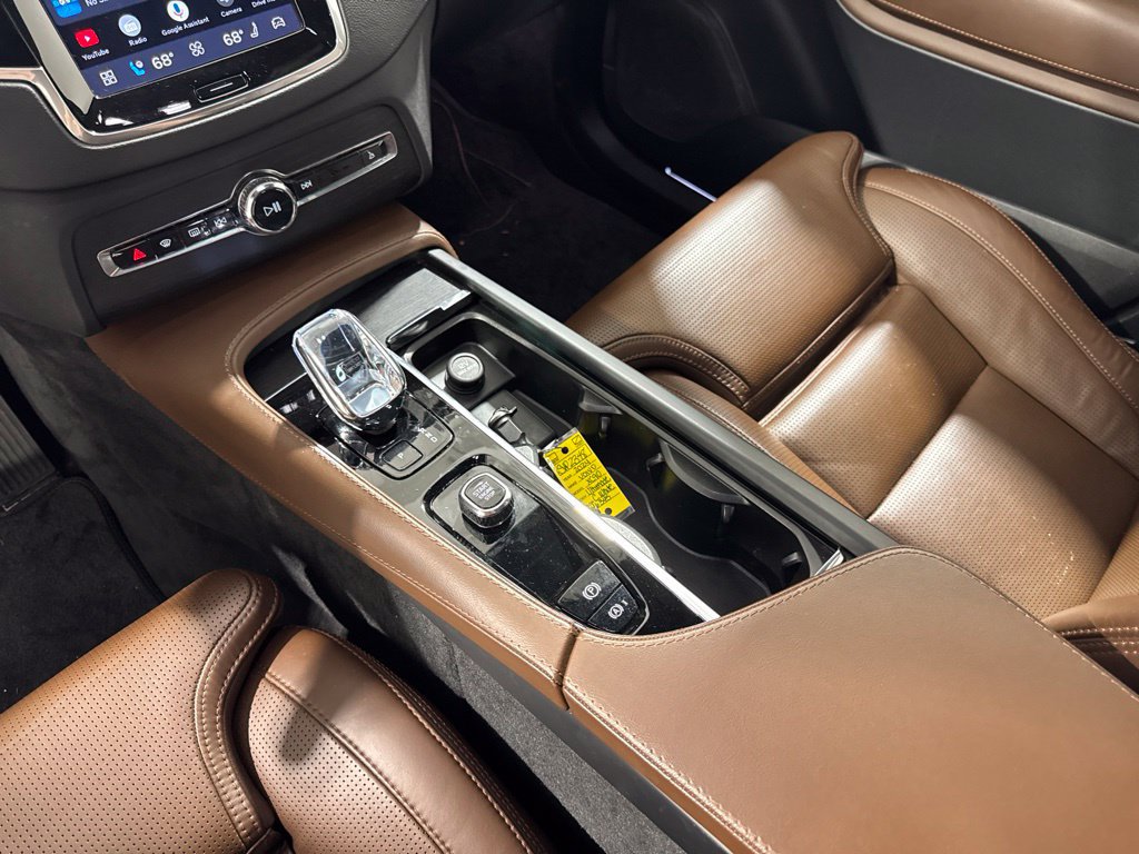 Certified 2024 Volvo XC90 B6 Ultimate w/ Protection Package Premier AWD/4WD image 14