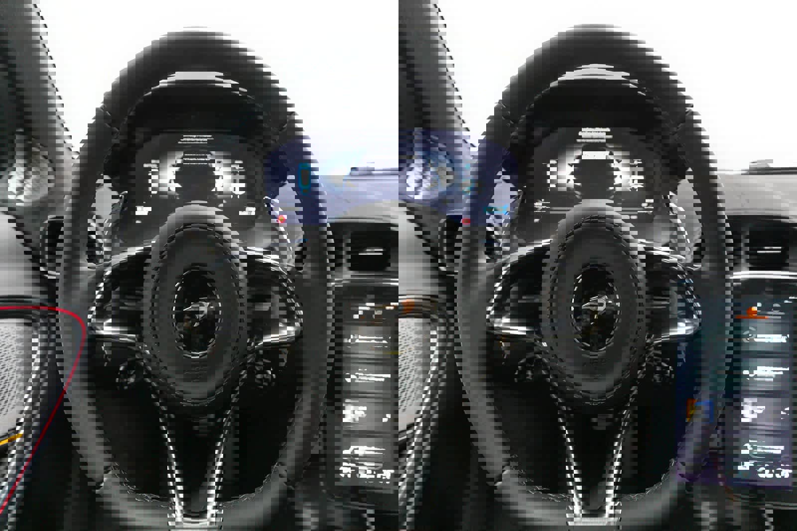 New 2023 McLaren Artura image 11