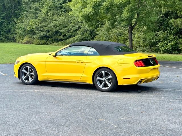 Used 2016 Ford Mustang Convertible w/ Equipment Group 051A RWD image 4