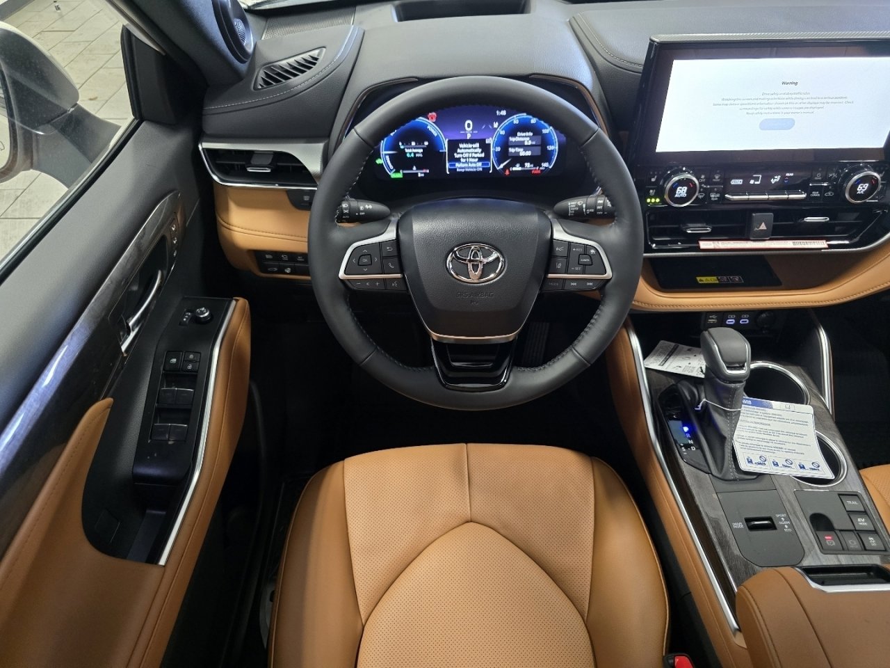 New 2026 Toyota Highlander Platinum image 26