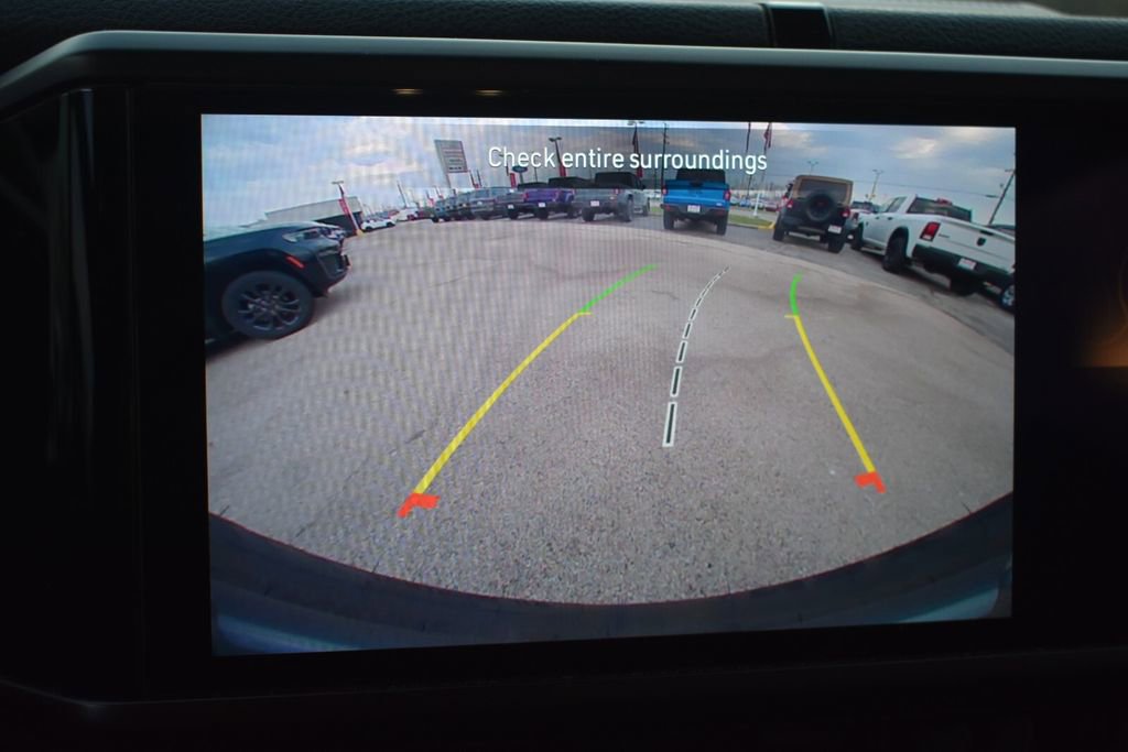 Used 2024 Jeep Wrangler Sport S image 29