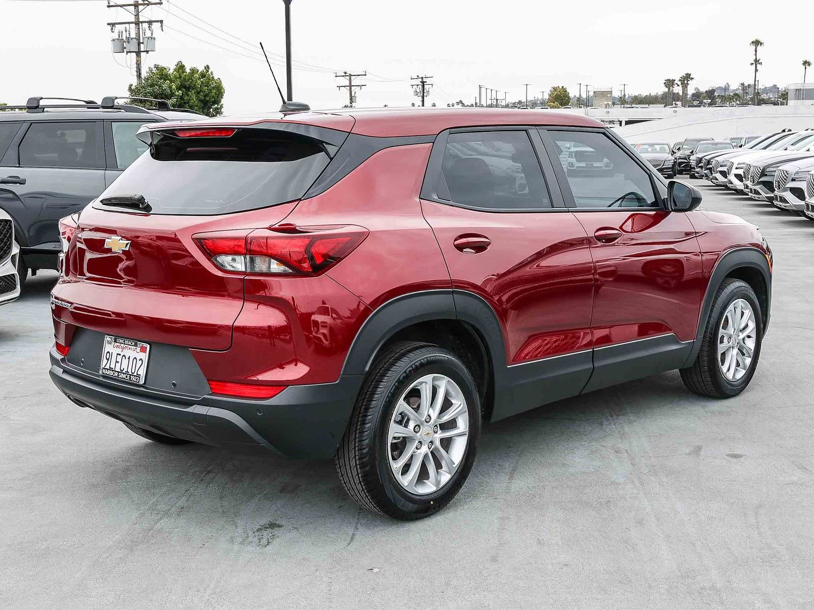 Used 2024 Chevrolet TrailBlazer LS w/ LS Confidence Package FWD image 4