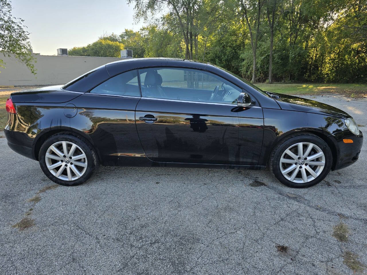 Used 2008 Volkswagen Eos 2.0T image 4