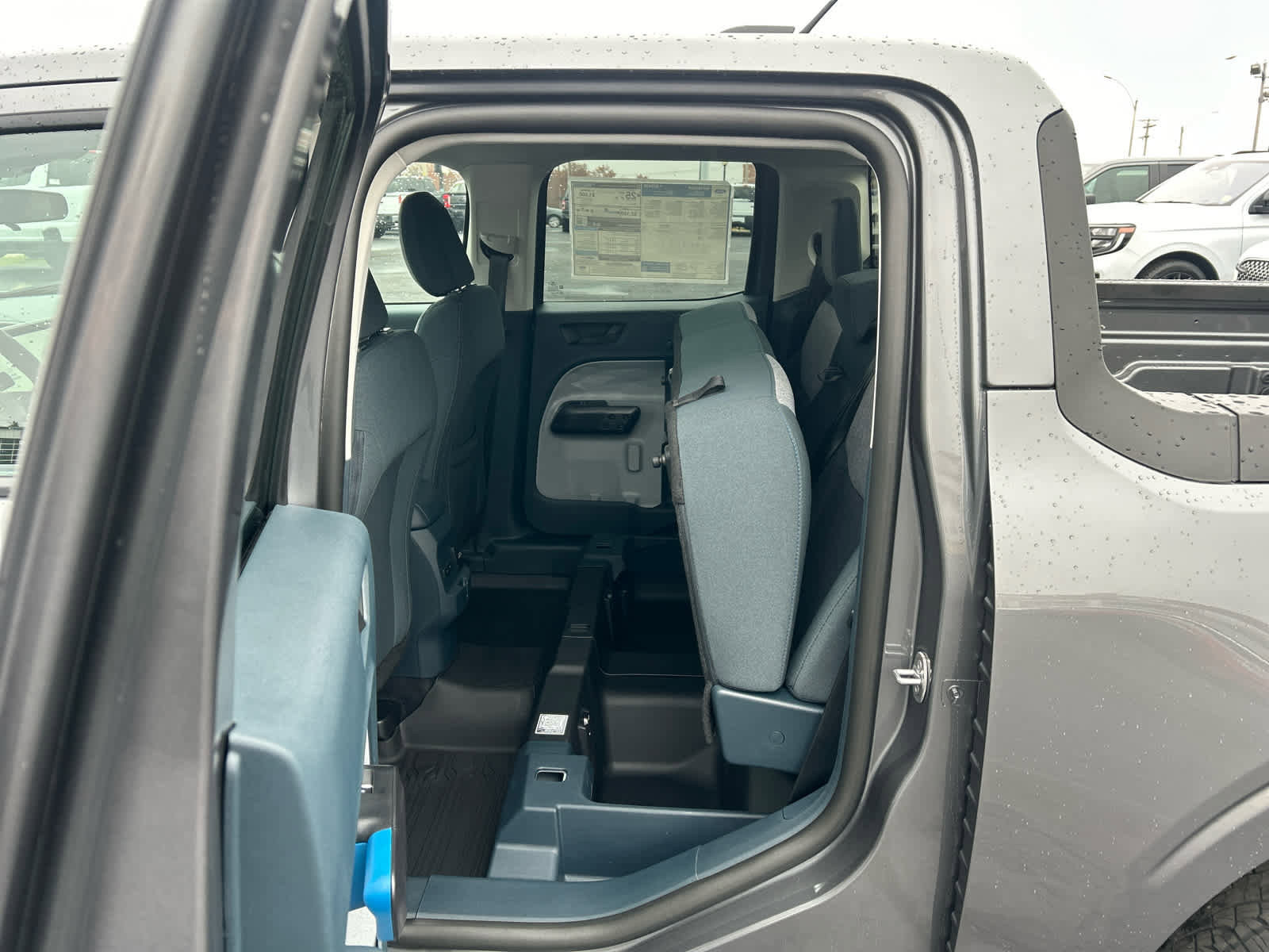 New 2025 Ford Maverick XLT w/ XLT Luxury Package image 11