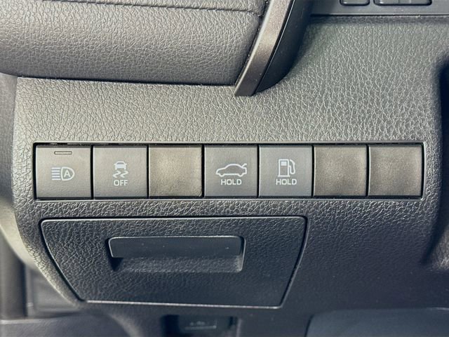 Certified 2020 Toyota Camry SE FWD image 10