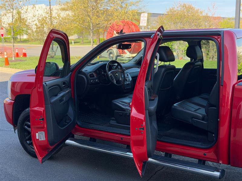 Used 2011 Chevrolet Silverado 1500 LTZ w/ LTZ Plus Package image 7