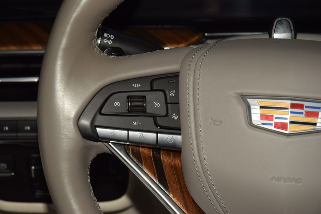 Used 2024 Cadillac Escalade ESV Sport Platinum w/ LPO, ONYX Package AWD/4WD image 40