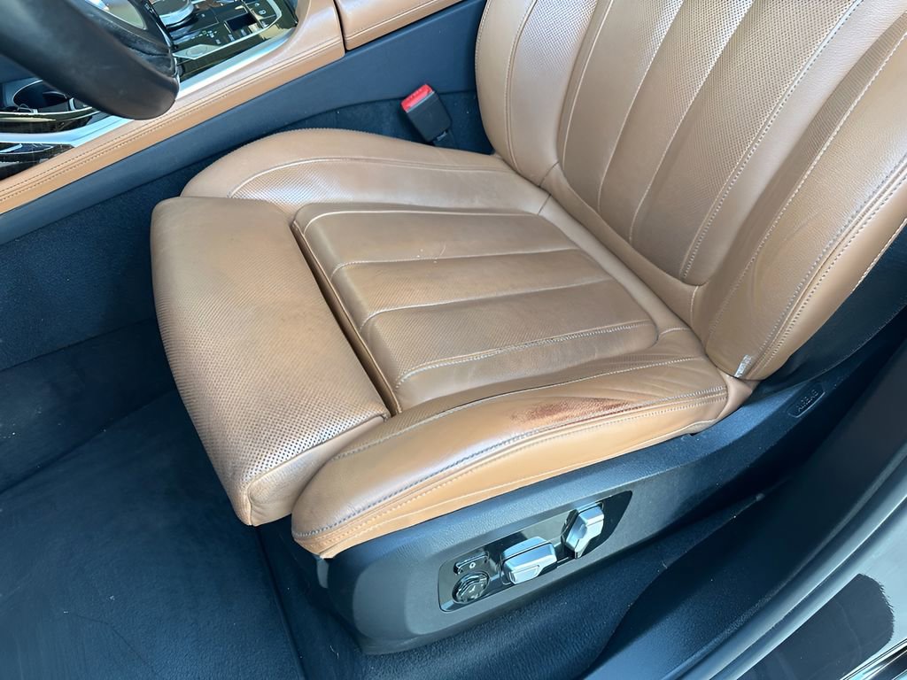 Used 2019 BMW X7 xDrive40i w/ Premium Package image 12