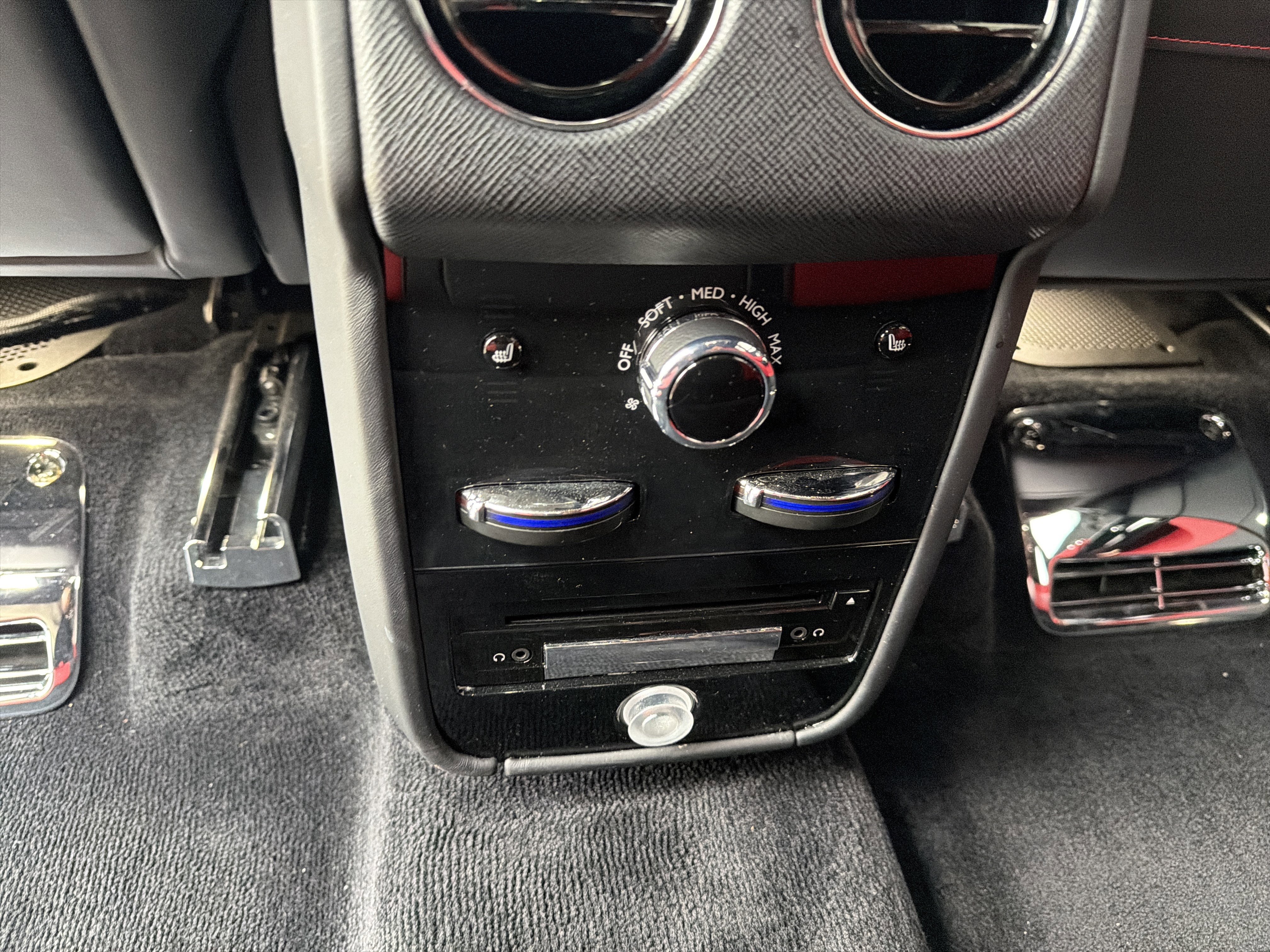 Certified 2023 Rolls-Royce Cullinan w/ Cullinan Package image 49