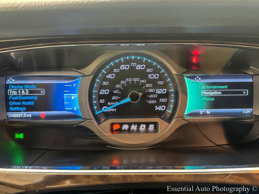 Used 2017 Ford Taurus Limited image 17