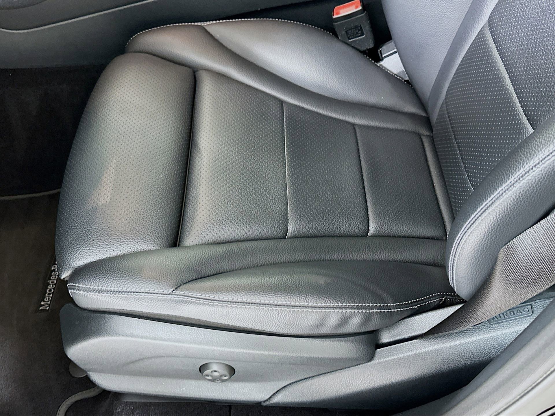 Certified 2022 Mercedes-Benz GLC 300 image 20