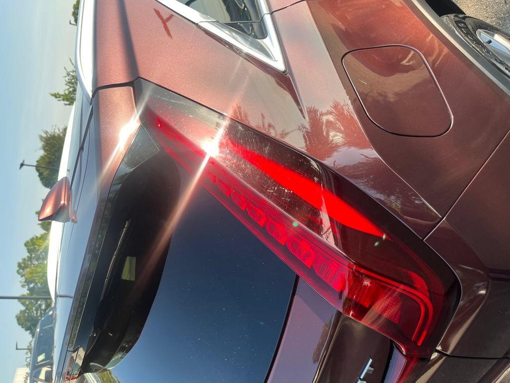 Used 2023 Cadillac XT4 Premium Luxury FWD image 42