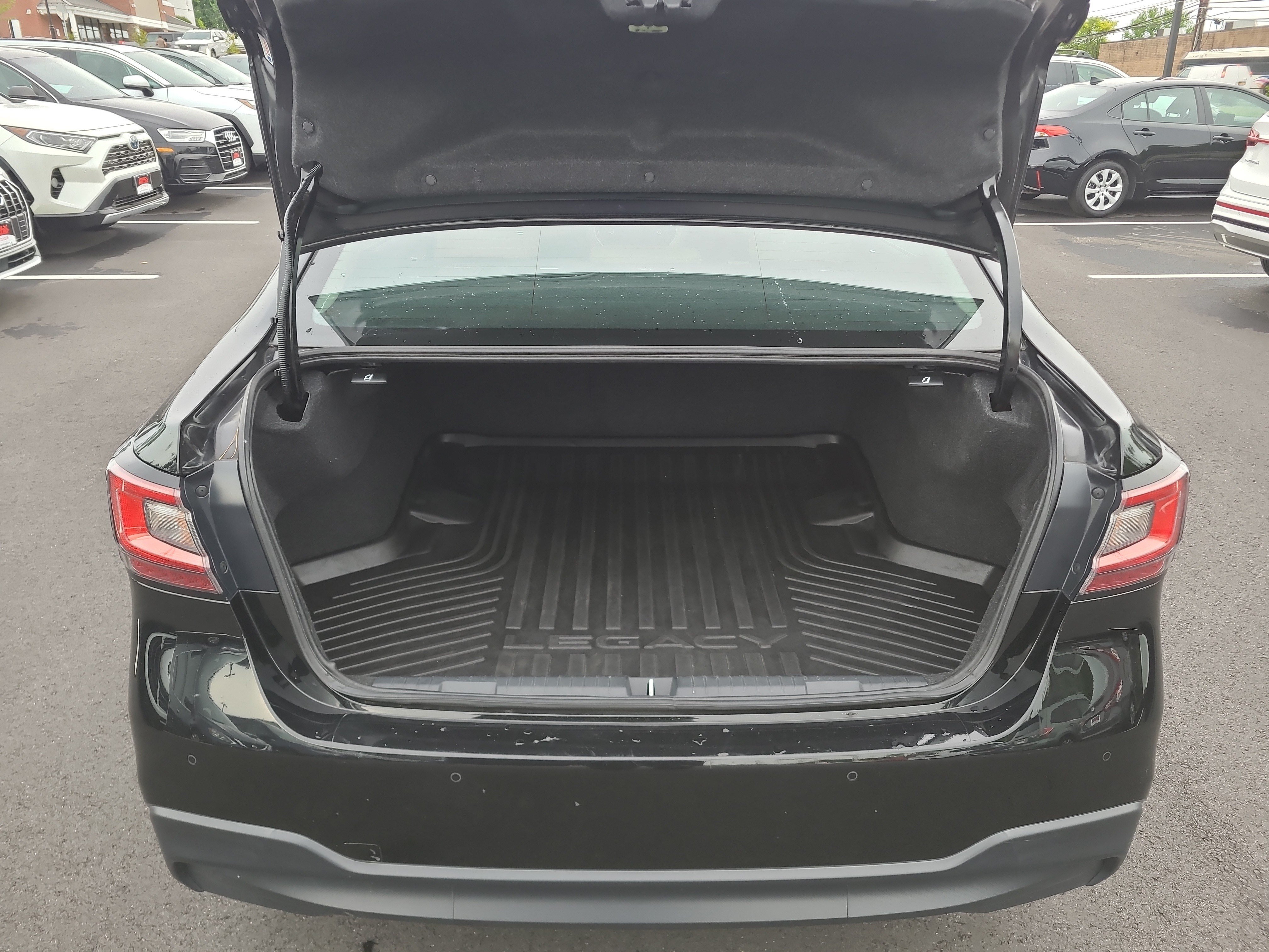 Used 2024 Subaru Legacy Limited AWD/4WD image 31