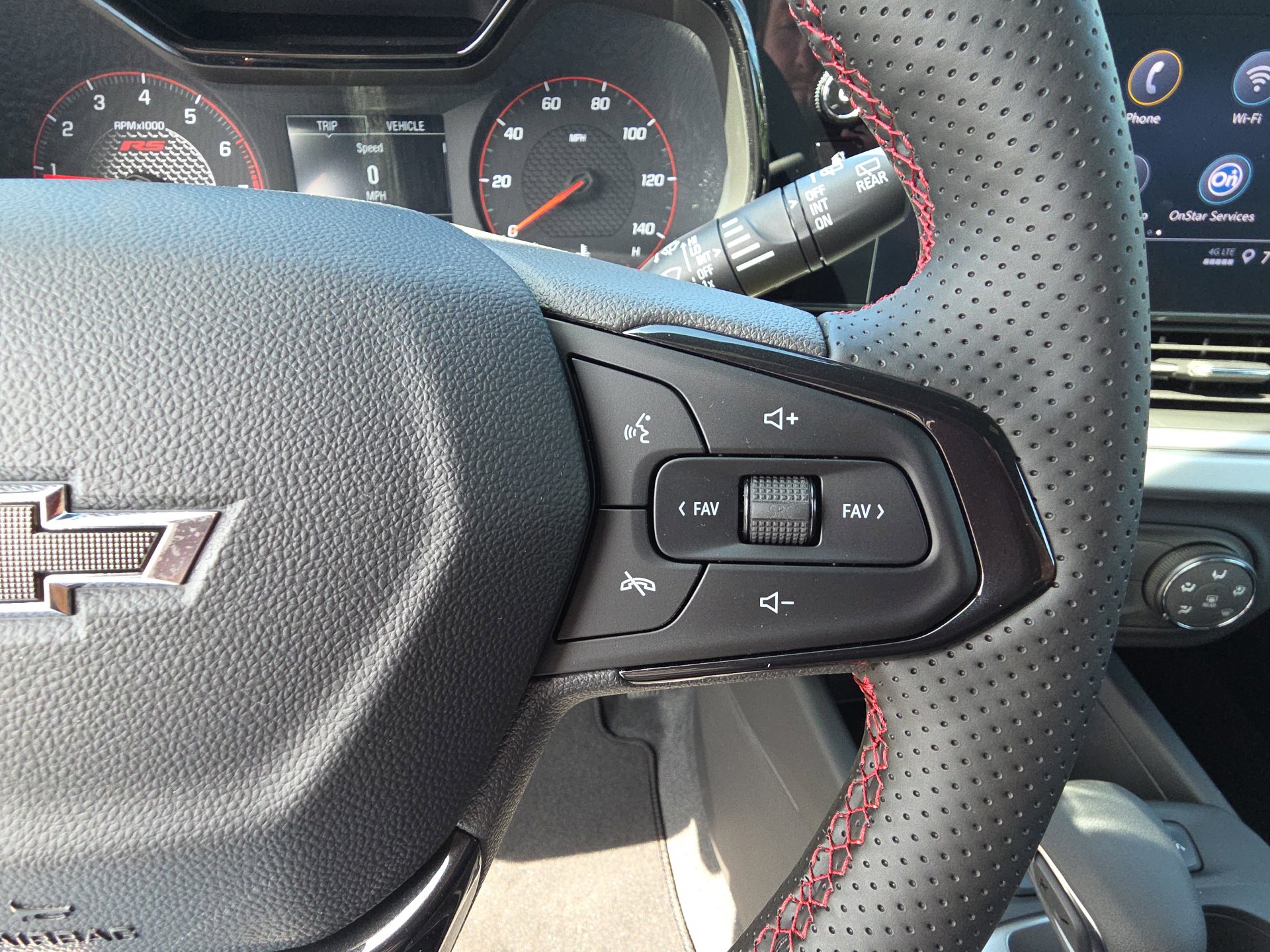 New 2026 Chevrolet Trax RS FWD image 19