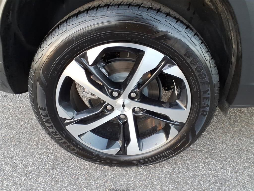 Used 2024 Chevrolet Trax RS w/ Driver Confidence Package image 23