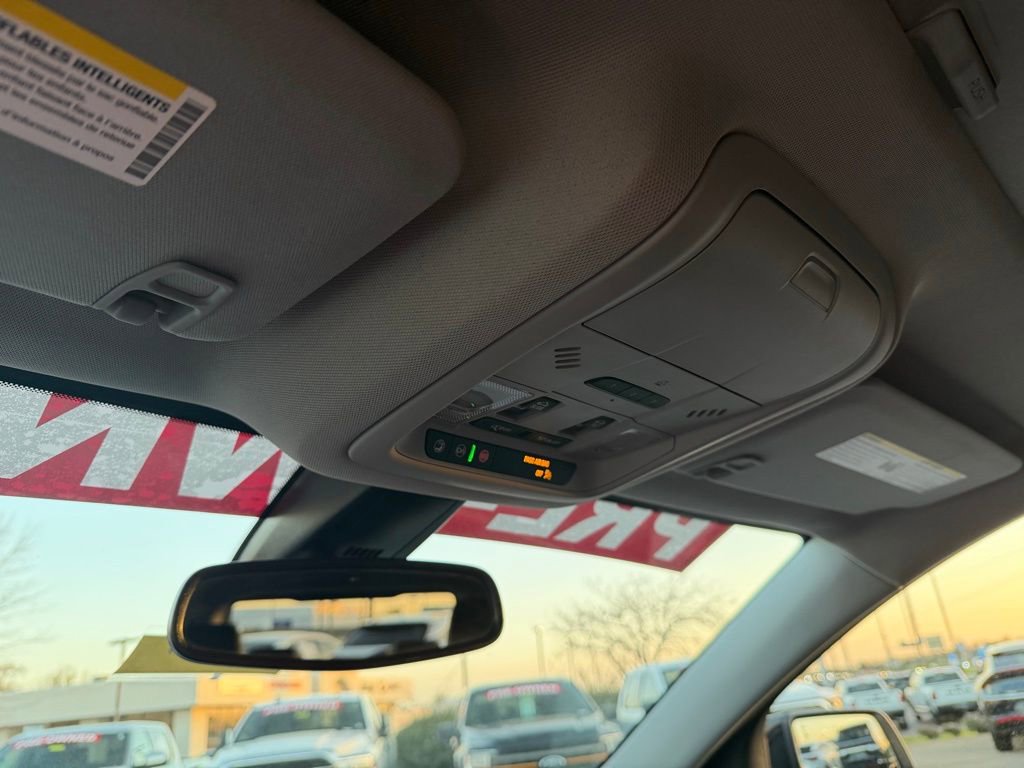 Used 2023 GMC Acadia AT4 w/ Technology Package image 24