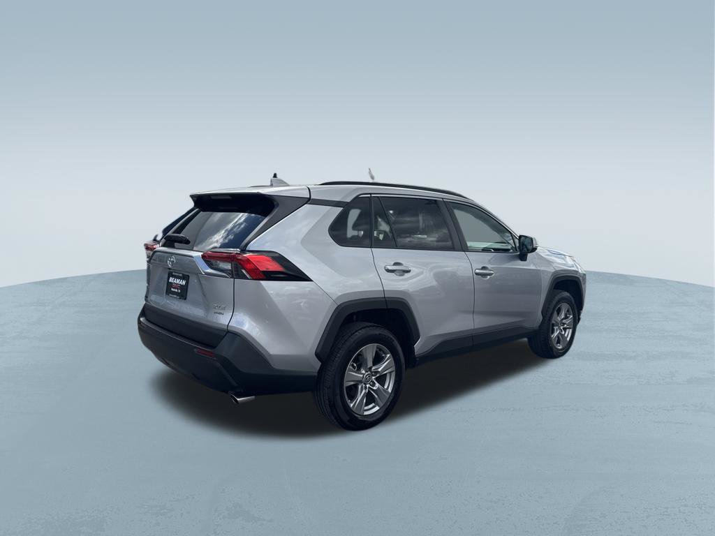 Used 2024 Toyota RAV4 XLE AWD/4WD image 8