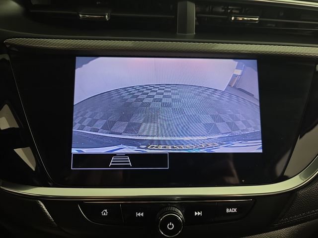Used 2022 Buick Encore GX Essence w/ Experience Buick Package image 14