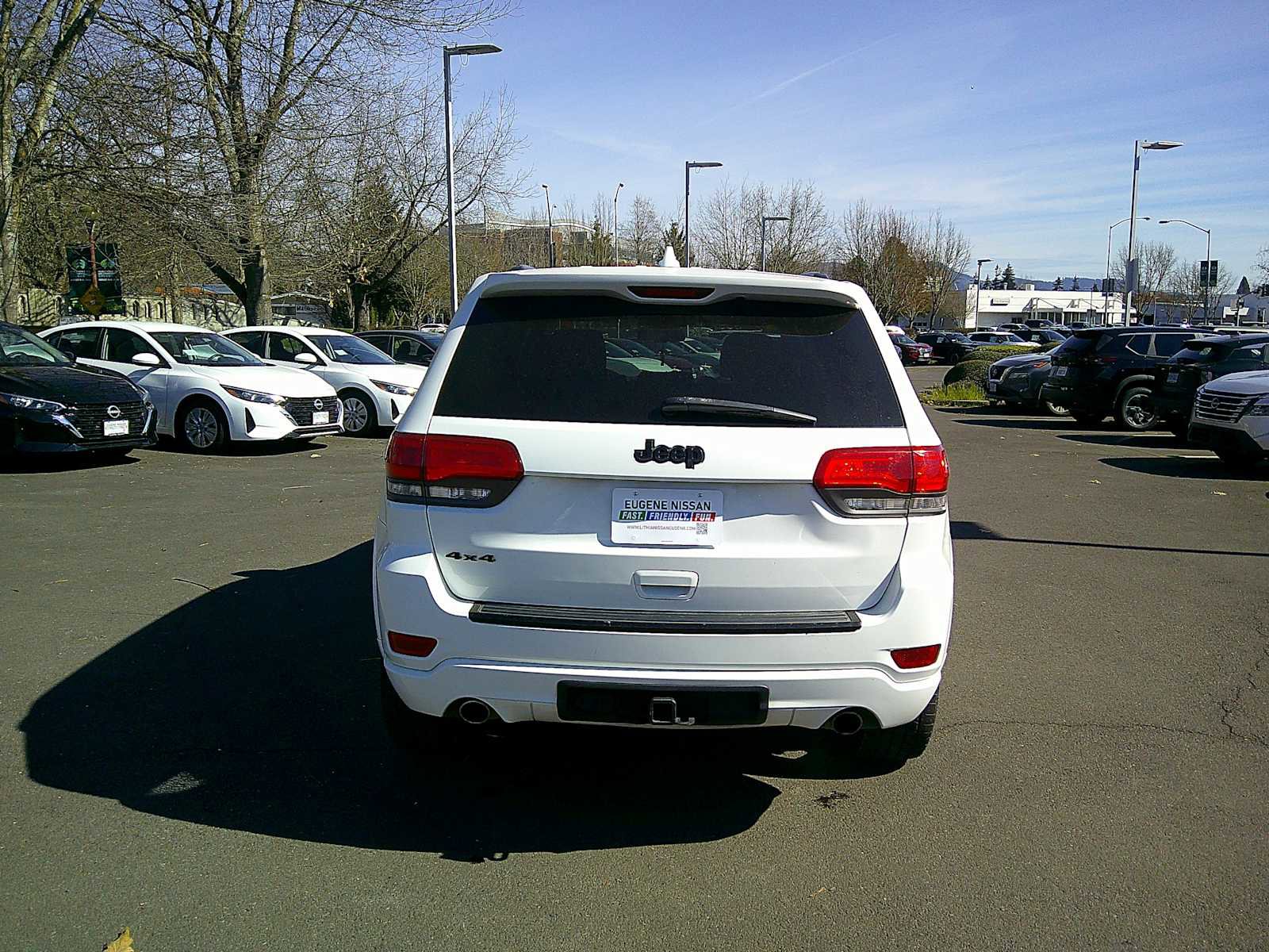 Used 2015 Jeep Grand Cherokee Altitude image 4
