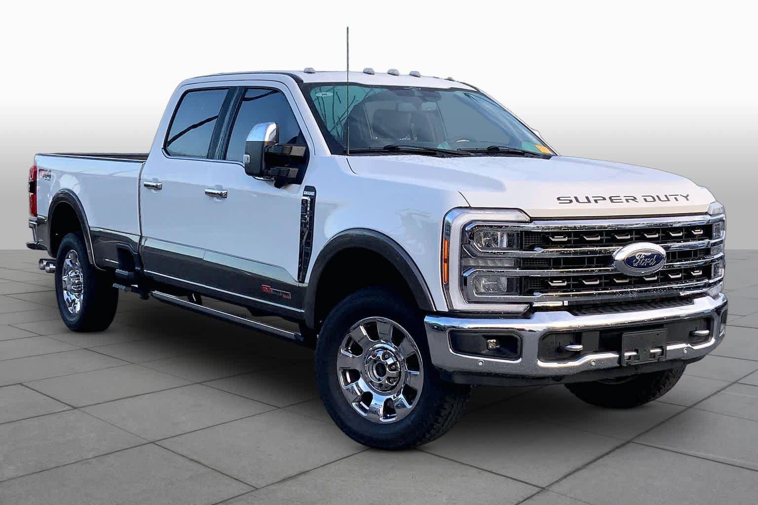 Used 2023 Ford F350 King Ranch w/ Chrome Package AWD/4WD image 3